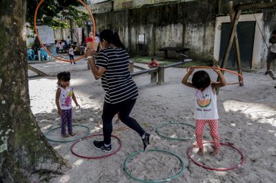 Prefeitura de Belém promove oficina de biojoias para mulheres Warao