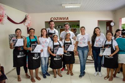 Prefeitura qualifica empreendedores de Cotijuba em boas práticas e manipulação de alimentos