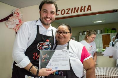 Prefeitura qualifica empreendedores de Cotijuba em boas práticas e manipulação de alimentos