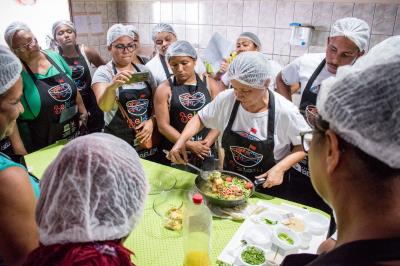 Prefeitura qualifica empreendedores de Cotijuba em boas práticas e manipulação de alimentos