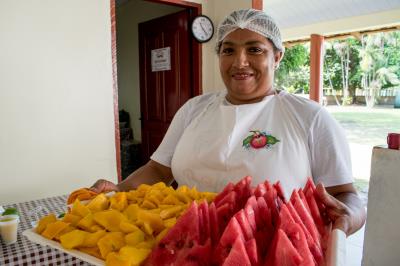 Prefeitura qualifica empreendedores de Cotijuba em boas práticas e manipulação de alimentos