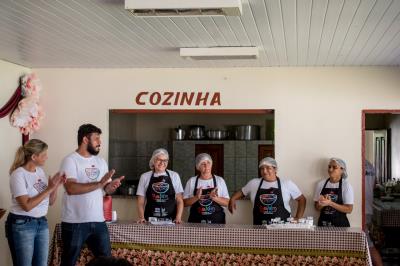 Prefeitura qualifica empreendedores de Cotijuba em boas práticas e manipulação de alimentos