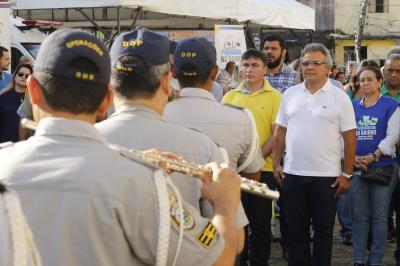 Moradores da Cremação recebem serviços do programa Prefeitura no Bairro