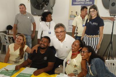 Moradores da Cremação recebem serviços do programa Prefeitura no Bairro
