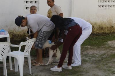 Moradores da Cremação recebem serviços do programa Prefeitura no Bairro