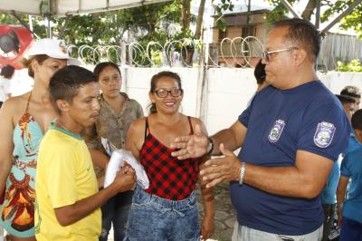 Moradores da Cremação recebem serviços do programa Prefeitura no Bairro