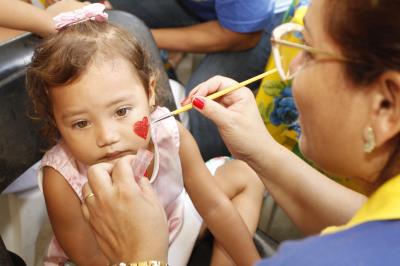 Moradores da Cremação recebem serviços do programa Prefeitura no Bairro