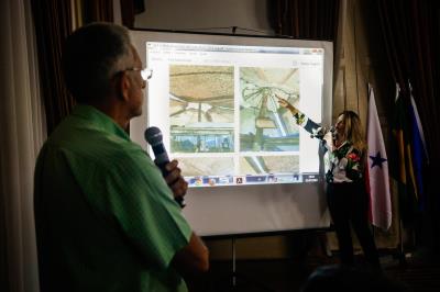 Feirantes se reúnem para conhecer projeto das obras emergenciais do Ver-o-Peso