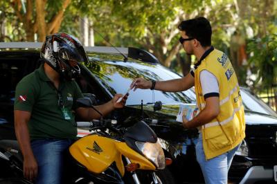 Ação educativa alerta para cuidados no trânsito no mês de julho