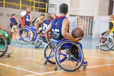 Basquetebol leva inclusão e divertimento no último dia de torneio no ginásio Altino Pimenta