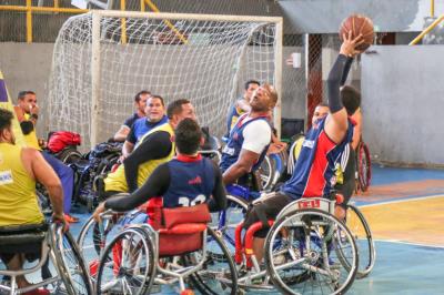 Basquetebol leva inclusão e divertimento no último dia de torneio no ginásio Altino Pimenta
