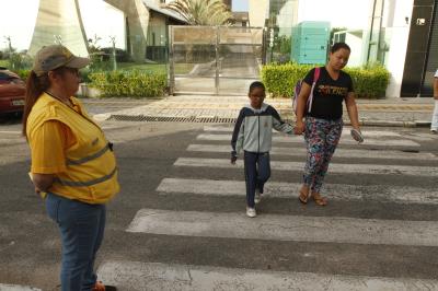 Operação Volta às Aulas orienta trânsito em frente a instituições de ensino de Belém