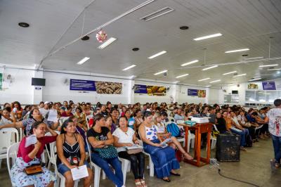 Mais de 600 merendeiras participam de curso de gastronomia