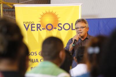 Prefeitura entrega certificados de qualificação a mais de 600 jovens e adultos