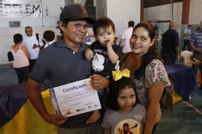 Prefeitura entrega certificados de qualificação a mais de 600 jovens e adultos