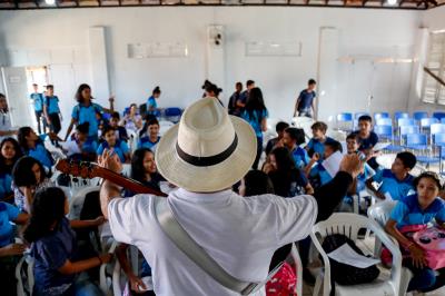 Projeto Cantar-o-Lar reúne mais de 100 crianças na escola República de Portugal