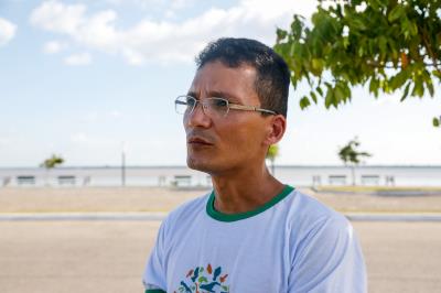 Prefeitura e comunidade cultivam mudas no Portal da Amazônia