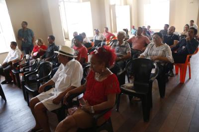 Permissionários e servidores do Ver-o-Peso recebem treinamento em combate a incêndio