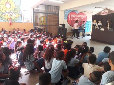 Projeto conscientiza alunos de escolas municipais sobre bullying