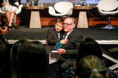 Prefeito anuncia a construção do primeiro hospital público veterinário da capital