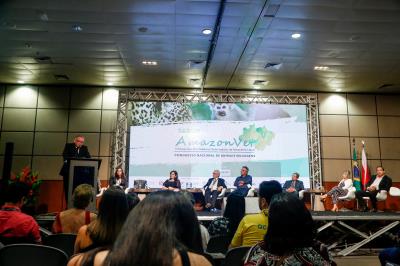 Prefeito anuncia a construção do primeiro hospital público veterinário da capital