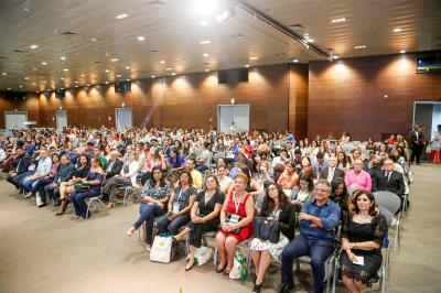 Prefeito anuncia a construção do primeiro hospital público veterinário da capital