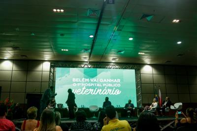 Prefeito anuncia a construção do primeiro hospital público veterinário da capital