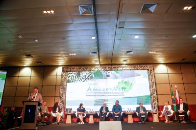 Prefeito anuncia a construção do primeiro hospital público veterinário da capital