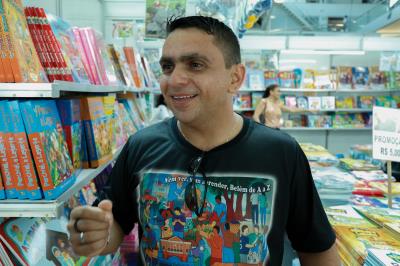 Prefeitura investe mais de R$ 700 mil em Bônus Livro para servidores da educação