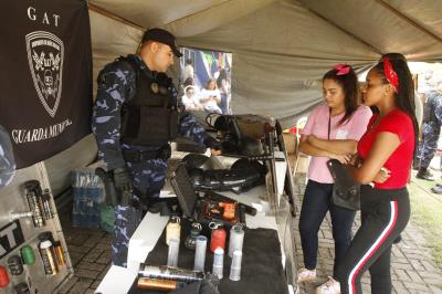 Prefeitura no Bairro entra no segundo dia de atendimentos na Sacramenta