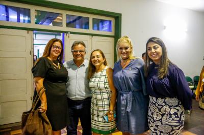 Professores recebem certificados do curso de Aperfeiçoamento em Transtorno do Espectro do Autismo