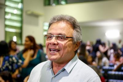 Professores recebem certificados do curso de Aperfeiçoamento em Transtorno do Espectro do Autismo