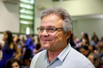 Professores recebem certificados do curso de Aperfeiçoamento em Transtorno do Espectro do Autismo