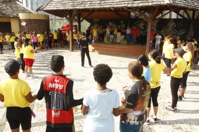 Grupo Vida Ativa comemora um ano de atividades físicas e terapêuticas