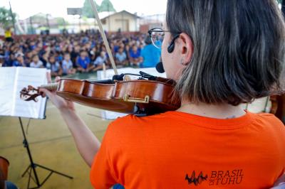 Estudantes municipais recebem concerto didático do projeto Brasil de Tuhu