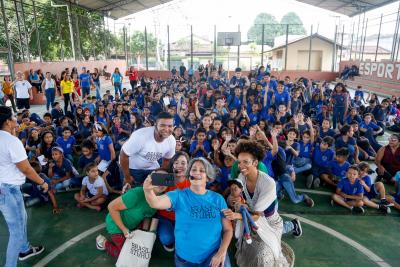Estudantes municipais recebem concerto didático do projeto Brasil de Tuhu