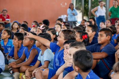 Estudantes municipais recebem concerto didático do projeto Brasil de Tuhu