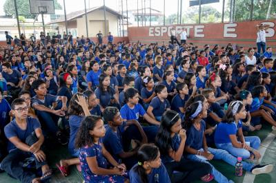 Estudantes municipais recebem concerto didático do projeto Brasil de Tuhu