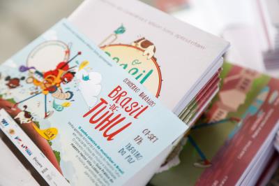 Estudantes municipais recebem concerto didático do projeto Brasil de Tuhu