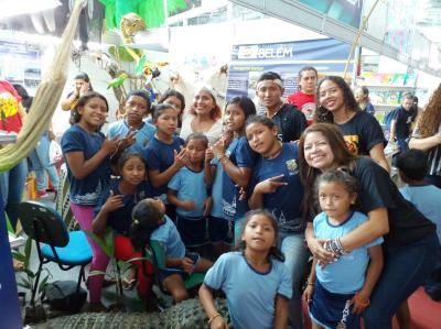 Crianças venezuelanas da etnia indígena Warao participam de programação especial