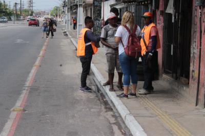 Prefeitura leva mutirão de limpeza à avenida Perimetral