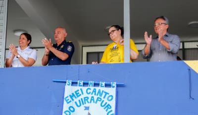 Garantia de direitos é destaque no desfile escolar de estudantes municipais