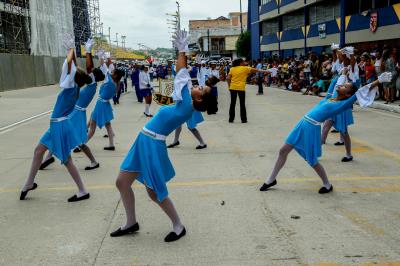 Garantia de direitos é destaque no desfile escolar de estudantes municipais