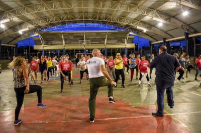 Bairro da Sacramenta ganha academia ao ar livre