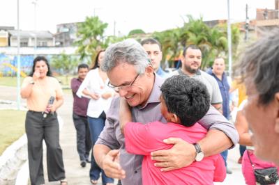 Bairro da Sacramenta ganha academia ao ar livre