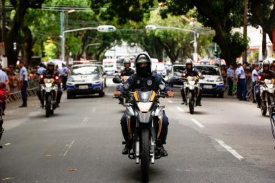 Desfile militar celebra 197 anos de Independência do Brasil