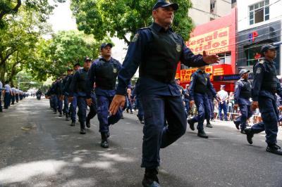Desfile militar celebra 197 anos de Independência do Brasil