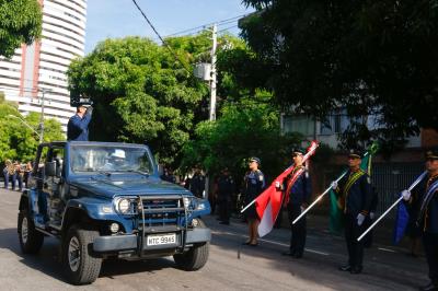 Desfile militar celebra 197 anos de Independência do Brasil