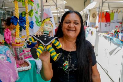 Prefeitura promove mais uma edição da feira Ver-a-Arte