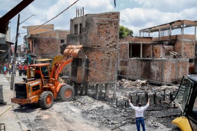 Prefeitura continua com assistência às famílias atingidas por incêndio na Pedreira